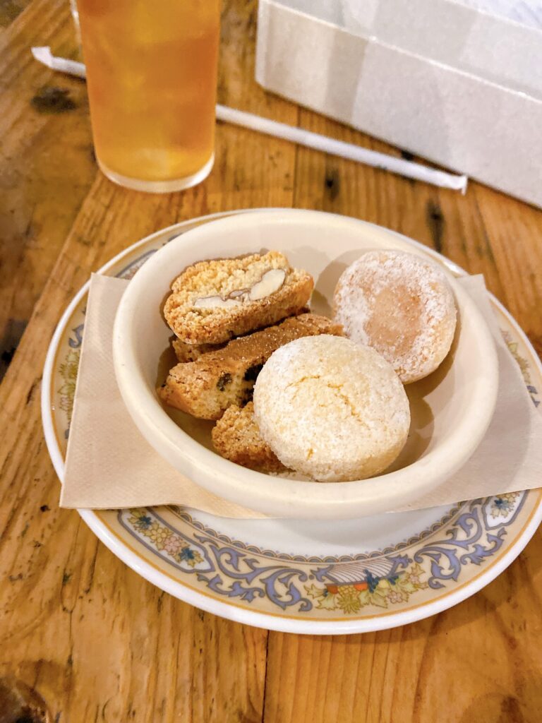 The Mana village Azzurrissimoの夕食(クッキー)/Dinner at The Mana Village Kochi (Cookie)