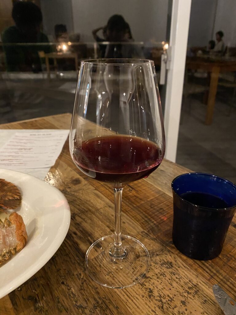 The Mana village Azzurrissimoの夕食(赤ワイン) /Dinner at The Mana Village Kochi (red wine)