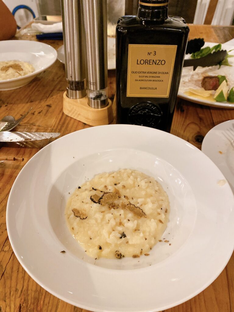 The Mana village Azzurrissimoの夕食(トリュフリゾット) /Dinner at The Mana Village Kochi (truffe risotto)