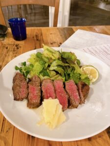 The Mana village Azzurrissimoの夕食（土佐あかうし） /Dinner at The Mana Village Kochi （tosa akaushi）