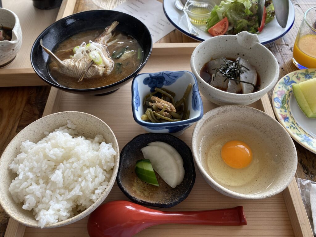 Breakfast Japanese
Food at The Mana Village/ザマナビレッジの朝食(和食)