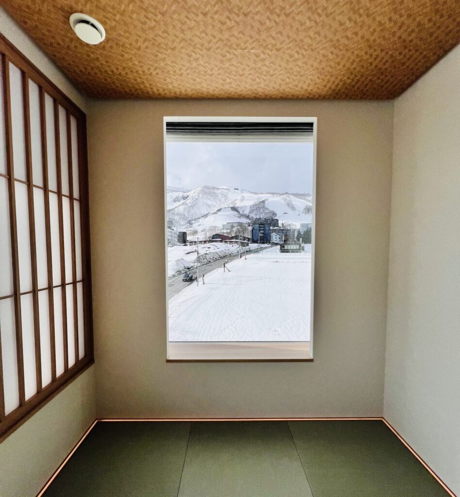 雪ニセコ 2ベッドルームの和室 畳スペース Setsu Niseko tatami room